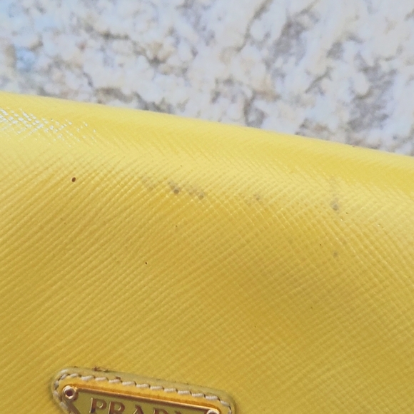 Prada Wallet - Picture 6 of 7